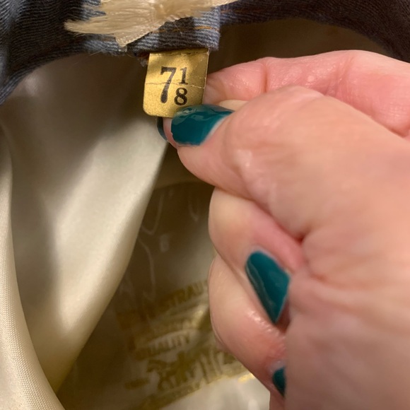 Vintage 1970s Levi’s western hat. In great used condition. - Picture 4 of 12